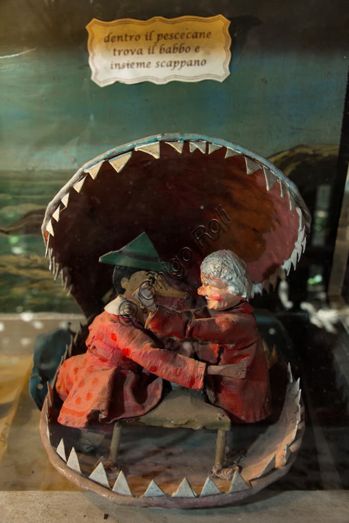 Teatro Meccanico del Parco di Pinocchio, scena di Pinocchio e Geppetto nel Pescecane