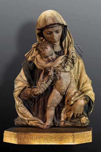 Madonna and Child known as the Madonna of the Apple (1420-2)