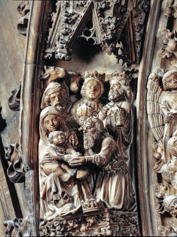 Scultura dell'Adorazione dei Magi, portale sagrestia Duomo Milano, Hans von Ernach XIV secolo