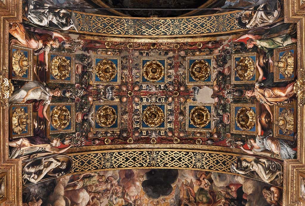 Dettaglio degli affreschi del Parmigianino con canefore, Chiesa di Santa Maria della Steccata, Parma