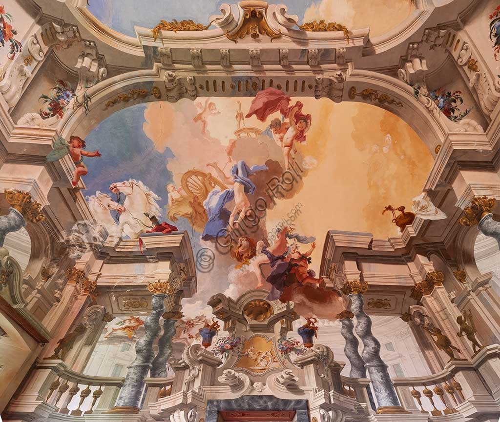Affresco 'Caduta di Fetonte' di Bernardo e Fabrizio Galliari nella Sala delle Feste di Villa Crivelli