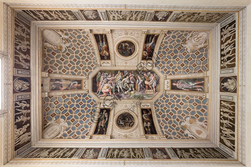Ceiling fresco depicting Caesar burning Pompey's letters, Chamber of the Emperors, Palazzo Te Mantua