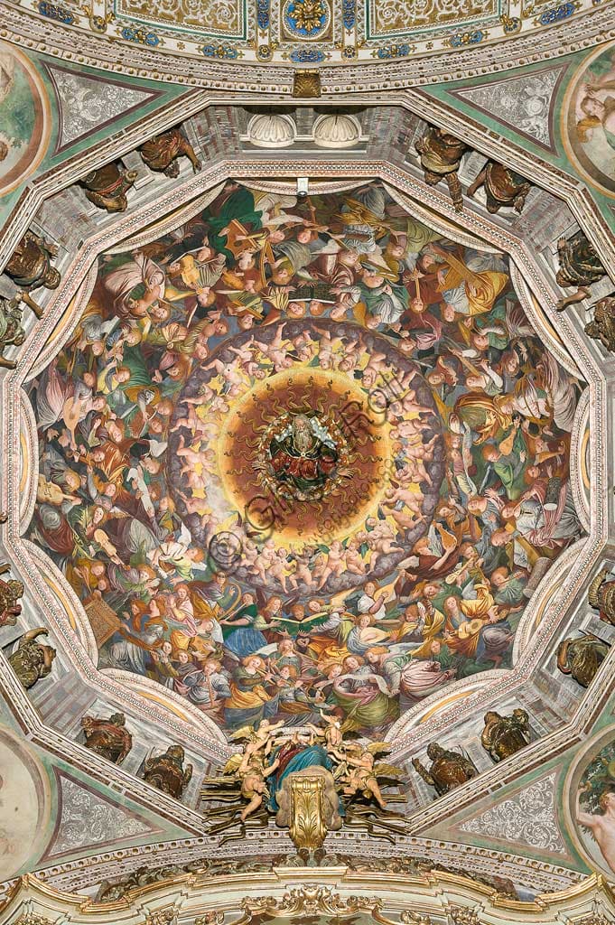 Affresco Coro di Angeli Musicanti di Gaudenzio Ferrari, cupola Santuario della Beata Vergine dei Miracoli Saronno