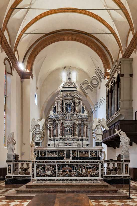 Baroque marble main altar with tabernacle and hardstone inlays, Church of St. Corona, Vicenza, Italy