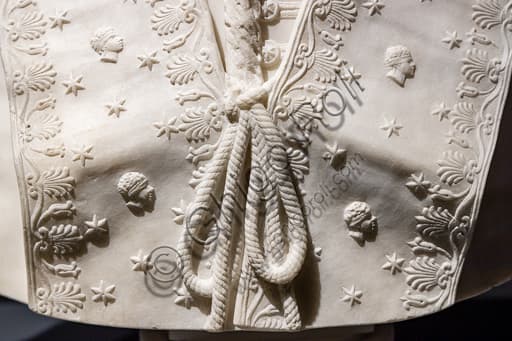 Detail of the mozzetta in the marble sculpture of Pope Pius VII by Antonio Canova
