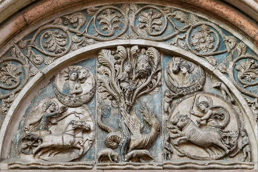 Bassorilievo scultoreo della Leggenda di Barlaam, Portale della Vita, Battistero di Parma, opera di Benedetto Antelami