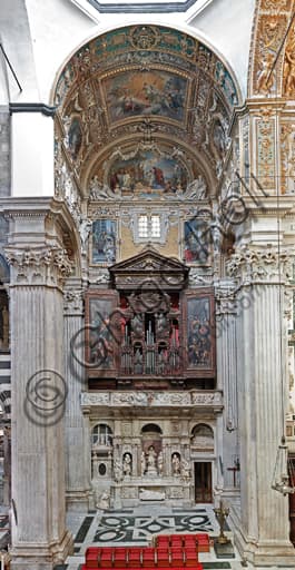 Veduta generale interna della Cappella Cybo nel transetto del Duomo di Genova, Cattedrale di San Lorenzo