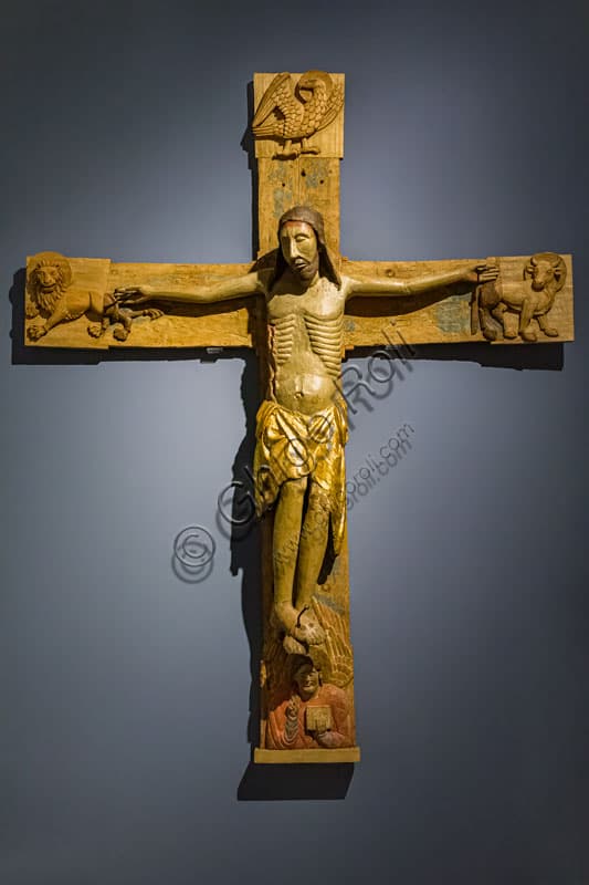 Medieval crucifix in polychrome poplar wood, Veneto-Prealpine sculpture 13th-14th century
