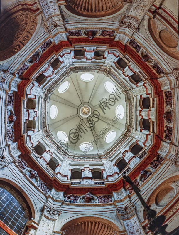 Cupola affrescata del battistero ottagonale, Chiesa di Santa Maria presso San Satiro a Milano, decorazione di Agostino de' Fondutis