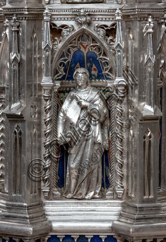 Dettaglio nicchia con statuina santo profeta, Altare d'Argento del Tesoro di San Giovanni, Museo Opera del Duomo Firenze