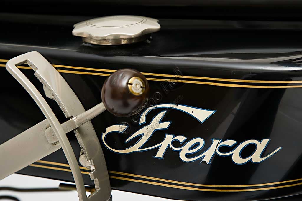 1925 Frera SK 350 Sport antique motorcycle with acetylene gas lighting system