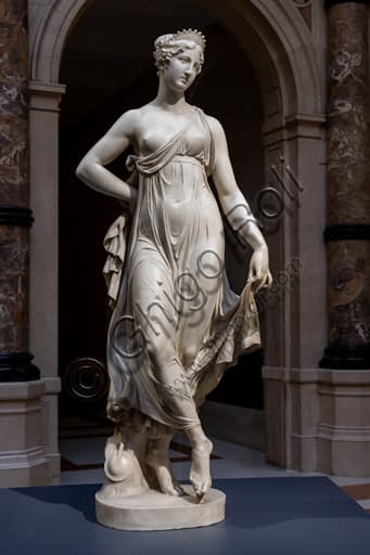 Marble sculpture of Dancing Terpsichore by Gaetano Matteo Monti, 1820, detail of drapery and movement