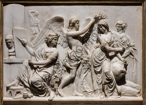 Marble sculpture Genius of Liberality by Giacomo De Maria, allegory of the arts