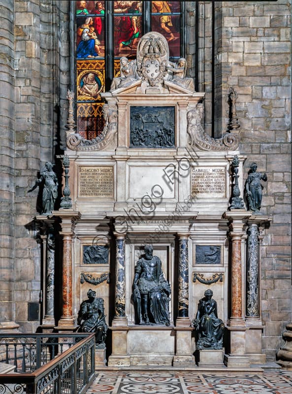 Monumento funebre di Gian Giacomo Medici del Medeghino, scultura di Leone Leoni nel Duomo di Milano