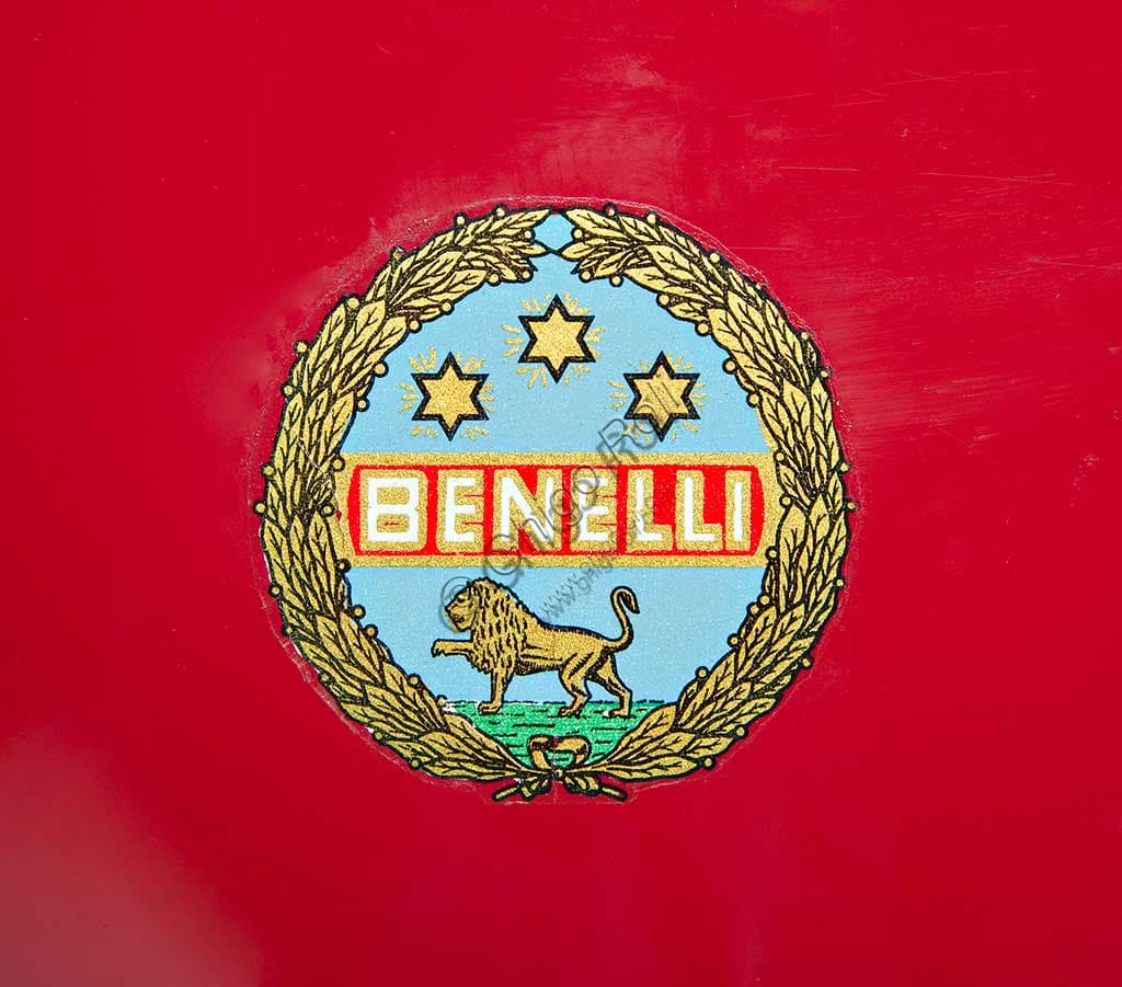 Photo of the restored 1934 Benelli 175 Bialbero Corsa vintage racing motorcycle, single-cylinder with double overhead camshaft engine