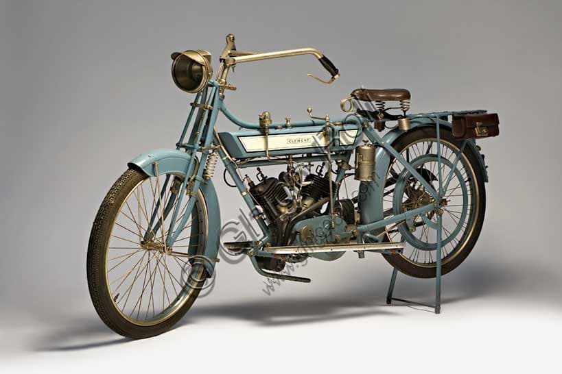 French vintage motorcycle Clément 3 Hp V-twin from 1912-13 in restored condition