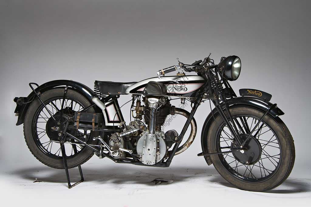 1928 Norton 500 CS1 Camshaft One, restored classic motorcycle on display