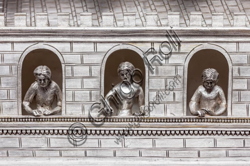 Dettaglio balconata formella San Giovanni incarcerato, Leonardo di Ser Giovanni, Museo Opera Duomo Firenze