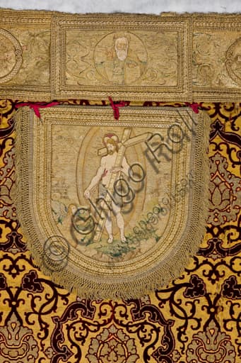 Detail of the Doria Cope in crimson velvet embroidered with gold, Diocesan Museum Genoa, work based on a design by Perin del Vaga