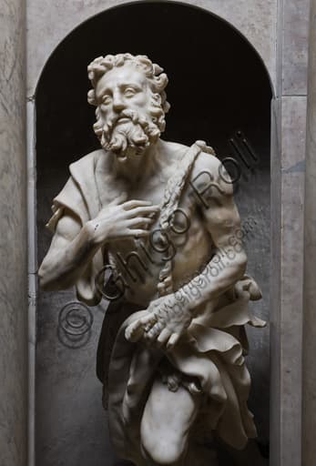 Particolare statua San Giovanni Battista, scultura Della Porta, Cappella Cybo Duomo Genova
