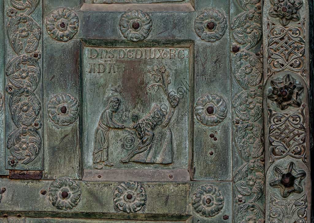 Formella bronzea della Creazione di Eva, Porta di Bonanno Pisano, Duomo di Monreale