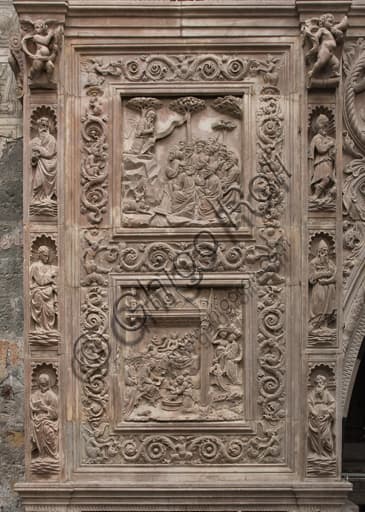 Rilievi scultorei in marmo di Domenico, Elia e Giovanni Gagini raffiguranti episodi della vita di San Giovanni Battista, Cappella di San Giovanni, Duomo di Genova.