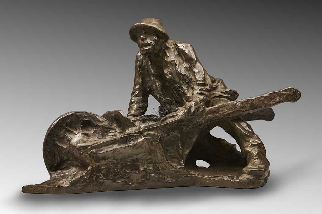 Bronze sculpture Man with a Cart by Giuseppe Graziosi, Assicoop - Unipol Collection