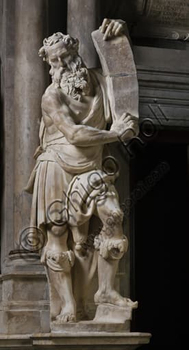 Statua di Mosè, Monumento funebre Cybo, Duomo di Genova, scultura marmorea rinascimentale