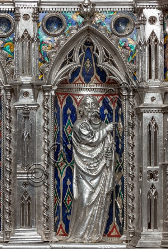 Statuetta di santo con rotolo, altare d'argento, Museo Opera del Duomo Firenze