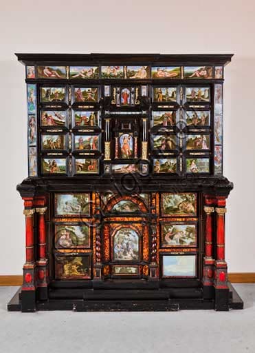 Monetiere ebony and tortoiseshell cabinet - Royal Palace Palermo