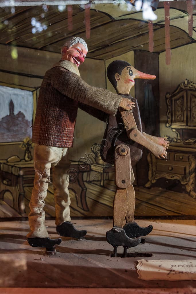 Il Teatro Meccanico con Geppetto e Pinocchio al Parco di Pinocchio di Collodi
