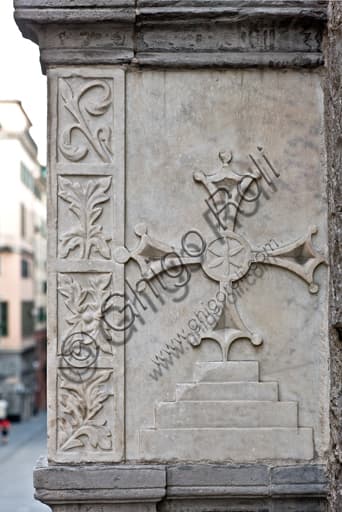 Detail of the Knights of Malta heraldic coat of arms on the wall tomb of Antonio Grimaldi, Genoa Cathedral (Cathedral of St. Lawrence)