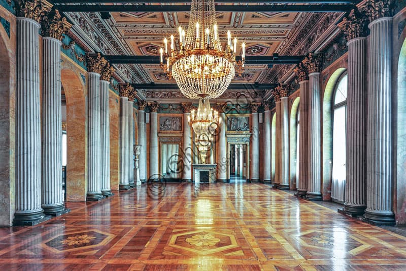 Interno del Salone da Ballo neoclassico nella Villa Reale di Monza, Milano