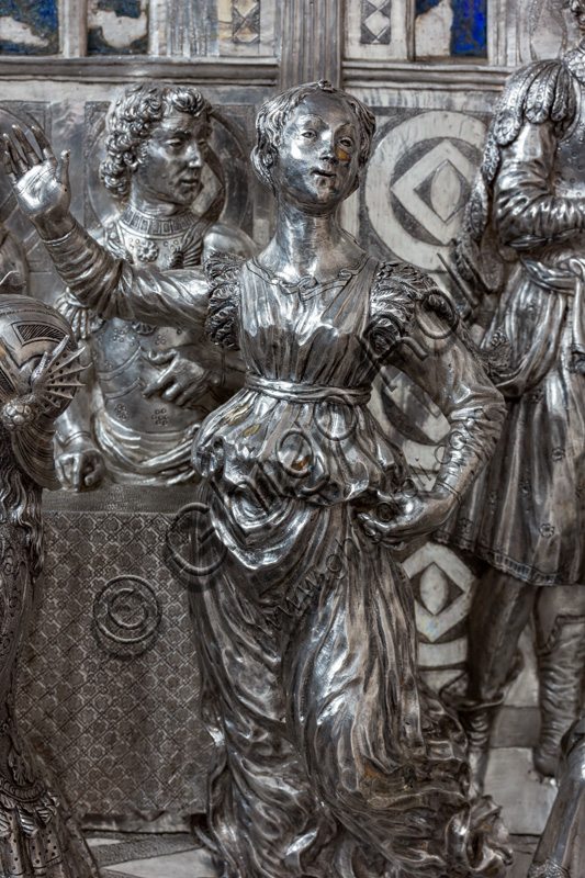 “Herod's banquet and Salomè's dance”, by Antonio di Salvi and Francesco di Giovanni.Tile of “The Silver Altar of St. John's Treasure” (1367 - 1483), Museum of the Opera del Duomo (Museum of Florence Cathedral of Santa Maria del Fiore), Florence.Detail with dancer.