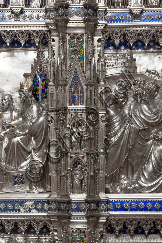 Florence, Museum of the Opera del Duomo (Museum of Florence Cathedral of Santa Maria del Fiore): “the silver altar of St. John's Treasure” (1367 - 1483), by florentine masters.Front of the dossal: upper detail of the fifth pillar from the left, with figures of saints and / or prophets.