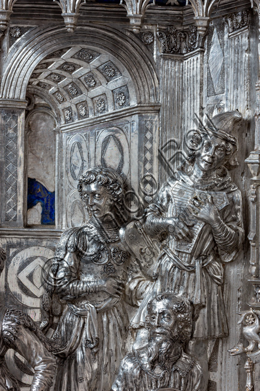 “Herod's banquet and Salomè's dance”, by Antonio di Salvi and Francesco di Giovanni.Tile of “The Silver Altar of St. John's Treasure” (1367 - 1483), Museum of the Opera del Duomo (Museum of Florence Cathedral of Santa Maria del Fiore), Florence.Detail.