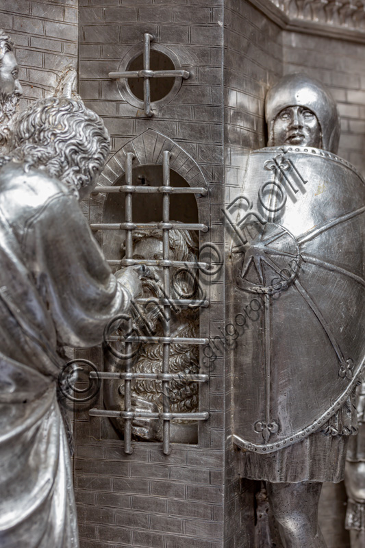 "St John in prison sends disciples to Jesus", by Leonardo di Ser Giovanni.Tile of “The Silver Altar of St. John's Treasure” (1367 - 1483), Museum of the Opera del Duomo (Museum of Florence Cathedral of Santa Maria del Fiore), Florence.Detail.