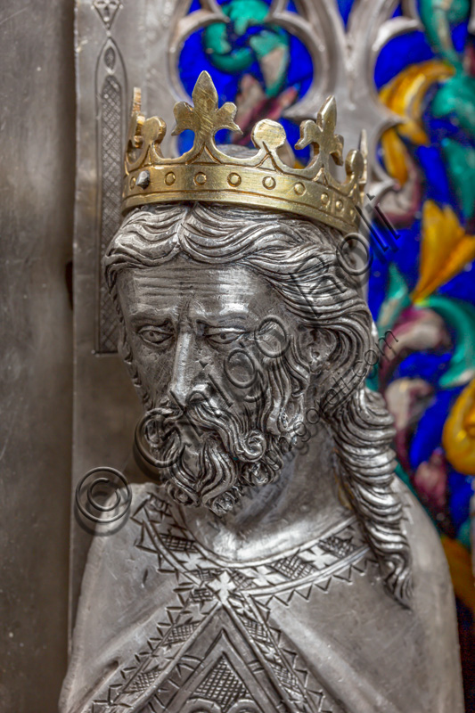 “Saint John preaches before Herod”, by Leonardo di Ser Giovanni. The Saint holds up the motto "Non licet tibi ... uxorem fratris tui ...."Tile of “The Silver Altar of St. John's Treasure” (1367 - 1483), Museum of the Opera del Duomo (Museum of Florence Cathedral of Santa Maria del Fiore), Florence.Detail.