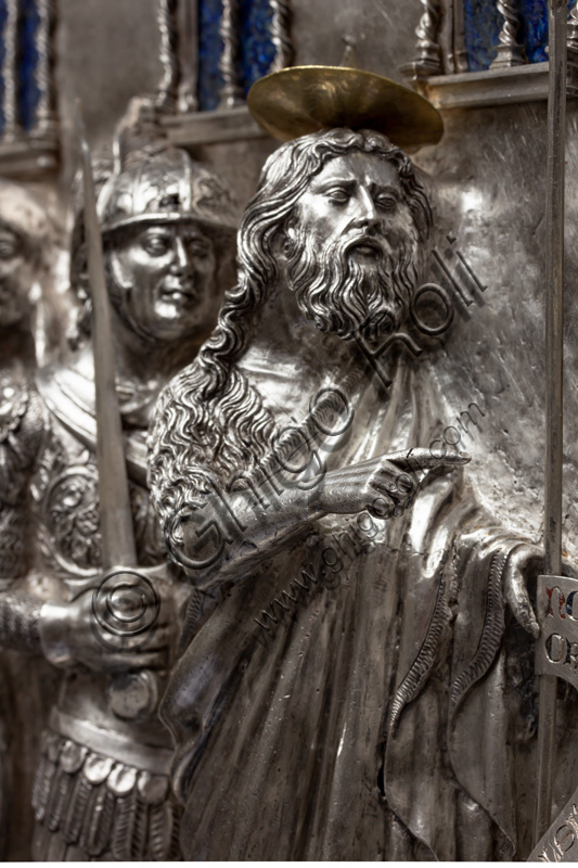 “Saint John preaches before Herod”, by Leonardo di Ser Giovanni. The Saint holds up the motto "Non licet tibi ... uxorem fratris tui ...."Tile of “The Silver Altar of St. John's Treasure” (1367 - 1483), Museum of the Opera del Duomo (Museum of Florence Cathedral of Santa Maria del Fiore), Florence.Detail.