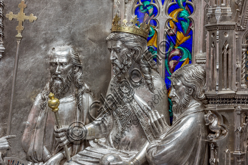 “Saint John preaches before Herod”, by Leonardo di Ser Giovanni. The Saint holds up the motto "Non licet tibi ... uxorem fratris tui ...."Tile of “The Silver Altar of St. John's Treasure” (1367 - 1483), Museum of the Opera del Duomo (Museum of Florence Cathedral of Santa Maria del Fiore), Florence.Detail.