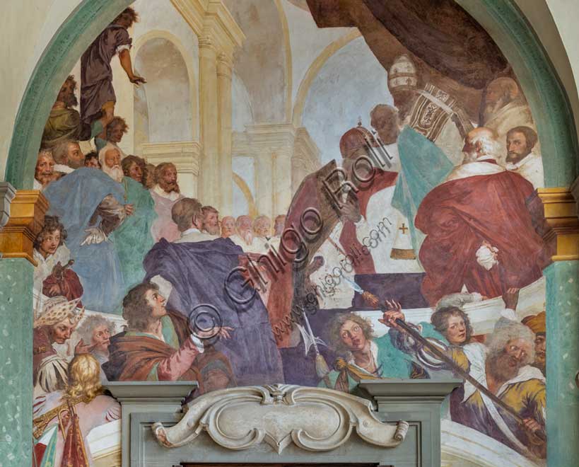 Medici Villa La Petraia, courtyard: “Clement VII crowns Charles V in Bologna”, fresco from the cycle of the Fasti Medicei by Volterrano (Baldassarre Franceschini), 1636-1647.The scene shows the coronation of Charles V by Pope Clement VII which took place in Bologna in 1530.Among the bystanders we recognize cardinals Ippolito de' Medici and Niccolò Ridolfi.Detail.